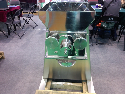 Granulador de oscilação do granulador do balanço do modelo YK-160 para o material pulverulento molhado